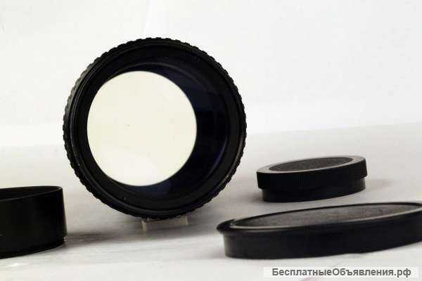 Meyer-Optik Gorlitz ORESTEGOR 200mm f/4 (EXA)