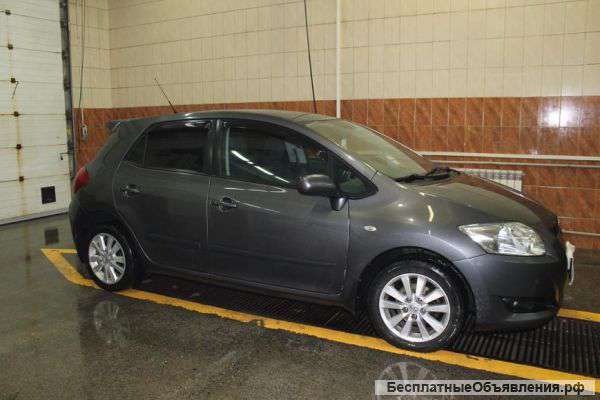 Toyota Auris 1600 см.куб., 2009 г., АТ, бензин