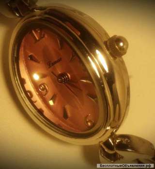 Женские наручные часы «Lamue»