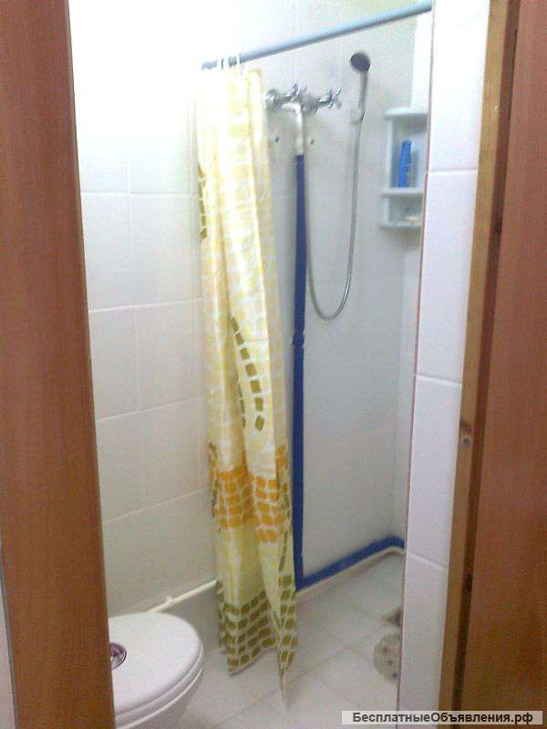 Сочи, центр.р-он, в частном доме, сдаётся комната, на 2-4 человека, отдельный вход.