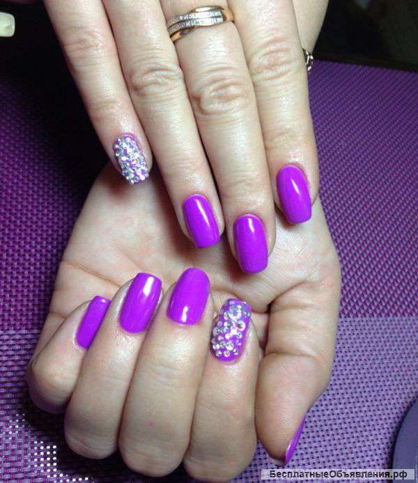 Праздничный маникюр с покрытием SHELLAC