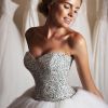 Свадебные платья с расшитым лифом