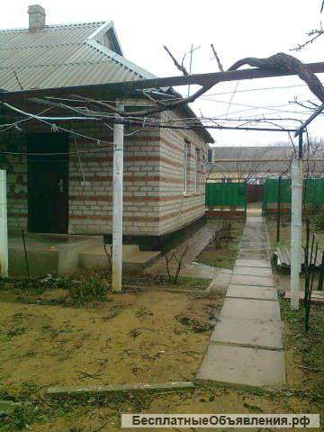 Дом с земельным участком