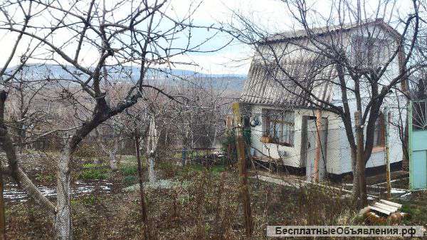 Недорого участок с летним домиком