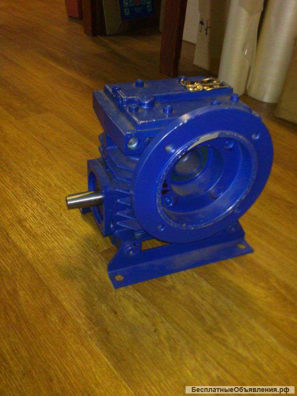 Редуктор червячный одноступенчатый универсальный 2Ч-80 -50-56