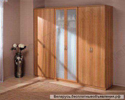Шкафы распашные
