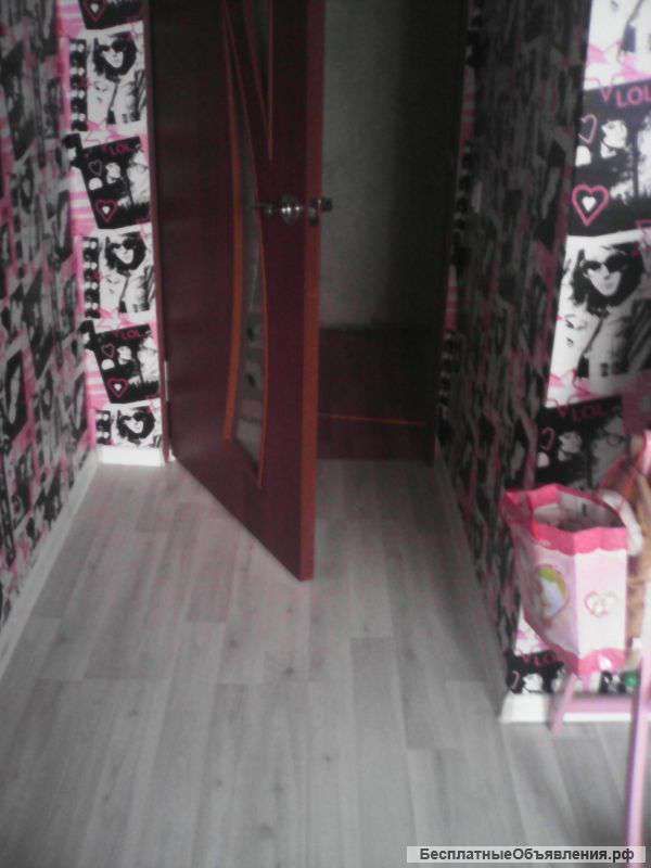 Продаю 2 комнатную  квартиру