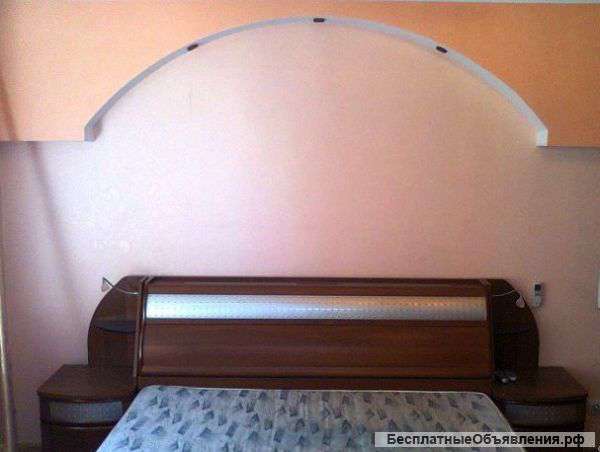 Сдаю 4 к.кв. СЖМ пр. Королева 10/14кирп. 100м. ремонт, паркет, 2-х уровневые потолки, кафель. 3 спал