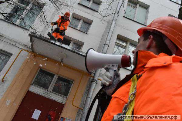Профессиональная очистка крыш от снега и наледи в Санкт-Петербурге и Лен. области.