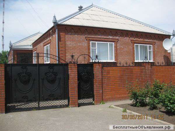 Дом для двух семей