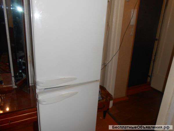 Двухкамерный холодильник STINOL