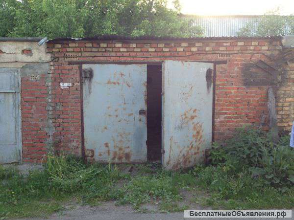 Кирпичный гараж в кооперативе