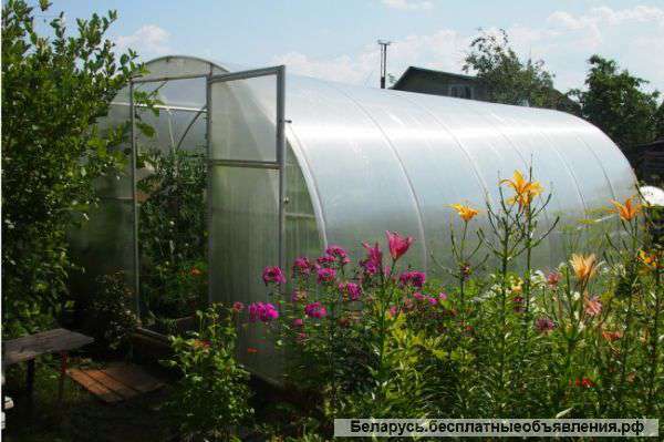 Теплица из поликарбоната. труба 40х20. Шаг 67 см