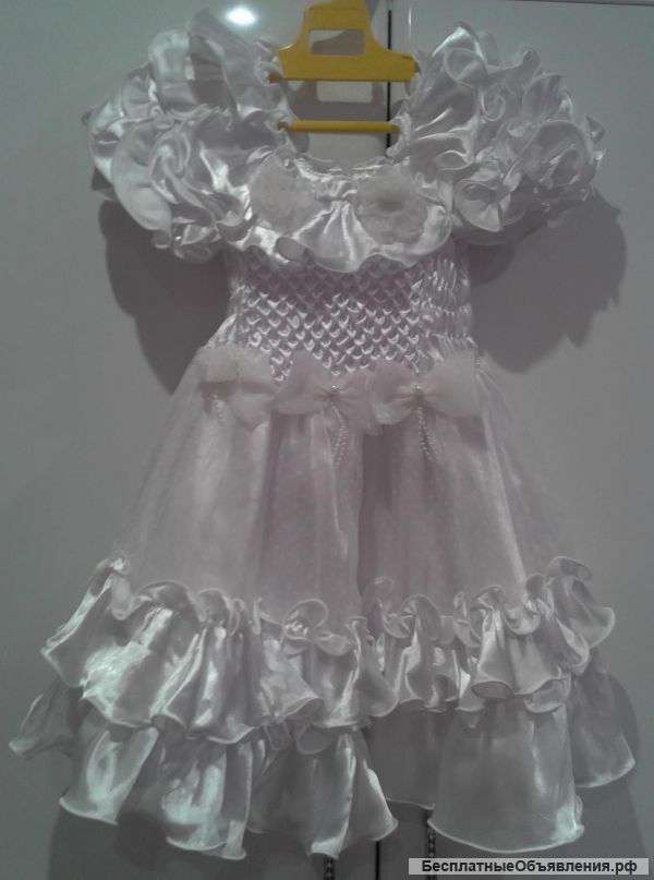 Новогоднее платьице на 2 годика