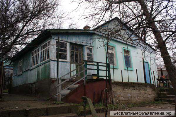 Дом с участком выходящим на Дон