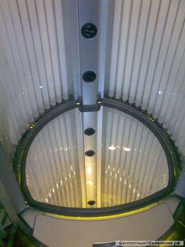 Зеркальный пол для солярия