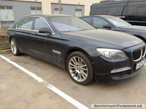 Автомобиль BMW 750Li xDrive