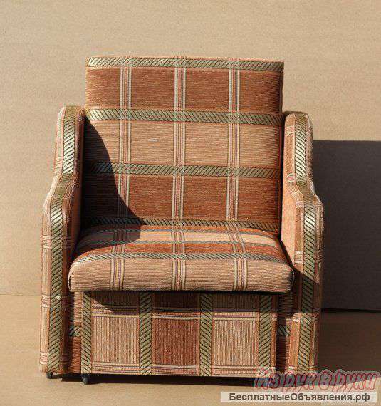 Кресло "Светло-коричневая клетка" 65 см с узкими подлокотниками