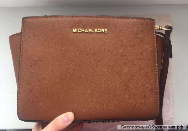 Сумку Michael Kors Selma