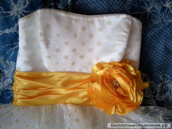 Стильное выпускное платье