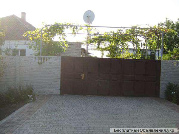 Дом в Херсонской обл. с. Новогригорьевка