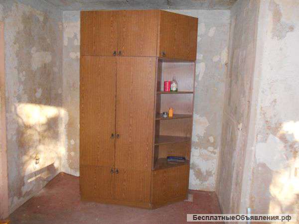 Платяной шкаф
