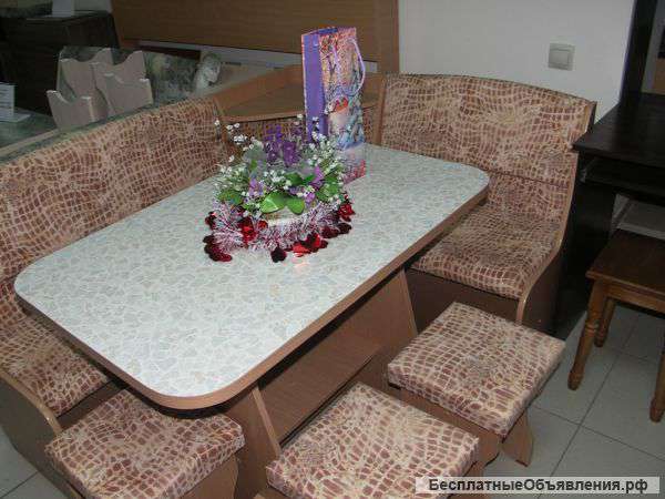 Кухонный уголок