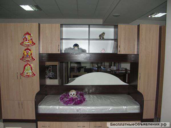 Детская "Саша" с подарком