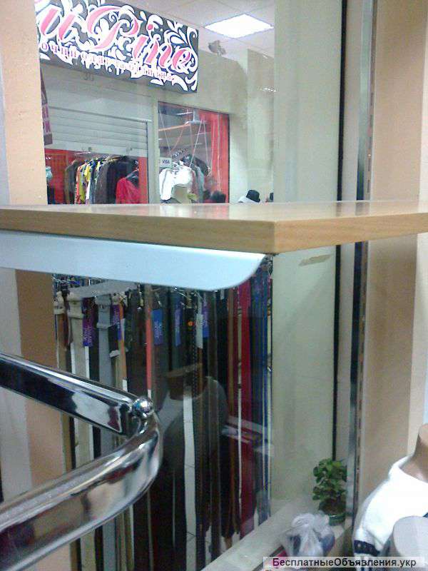 Деревянные полки 1м с крепежами для продажи обуви, сувениров и др