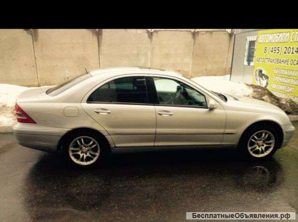Mercedes C240