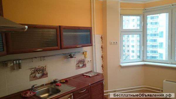 Сдам 3-х комнатную квартиру на длительный срок
