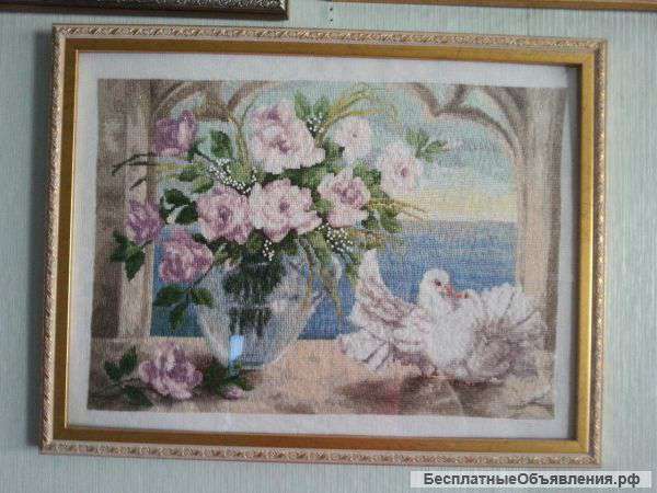 Вышивка ручной работы мелким крестом