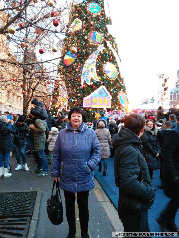 Консьерж, вахтер в жилом доме или общежитии
