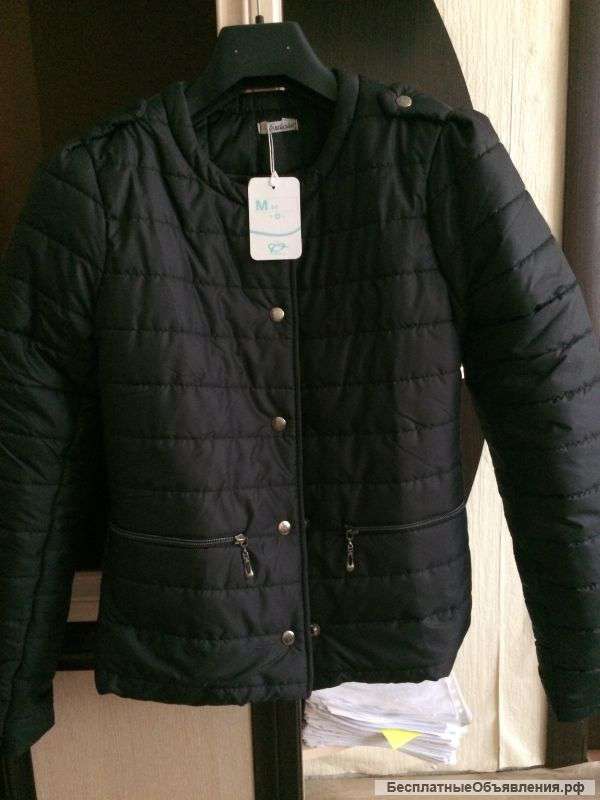 Осенне-весеннюю курточку