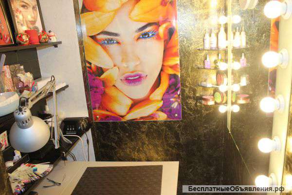 Администратор, маникюрный мастер