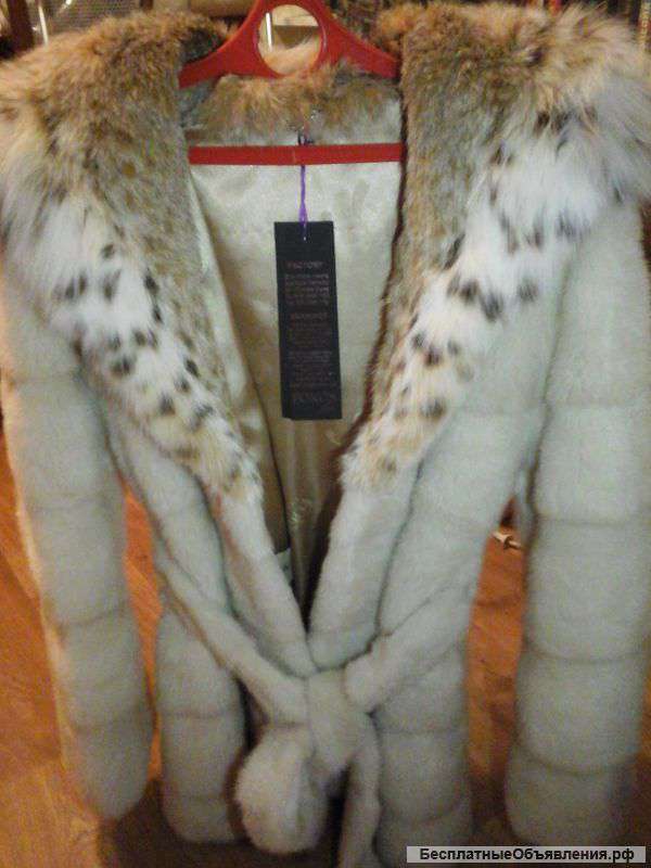 Норковая шуба, капюшон рысь. Koengagen furs.