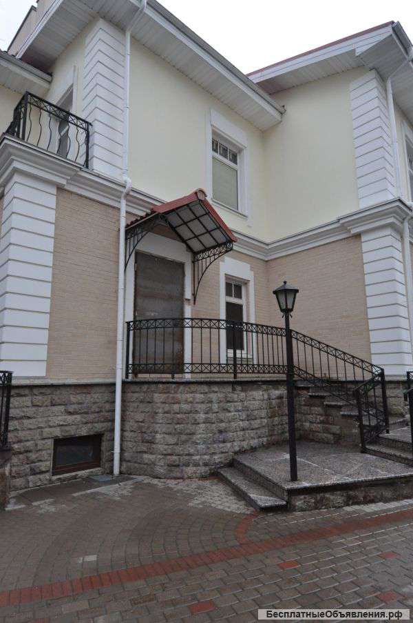 Таун хаус с земельным участком ул. Варваринская г. Санкт-Петербург