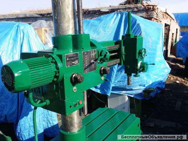 Радиально-сверлильный станок 2К52 продам, Владивосток