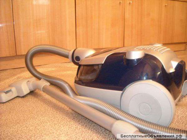 Пылесос Electrolux Accelerator ZAC6725