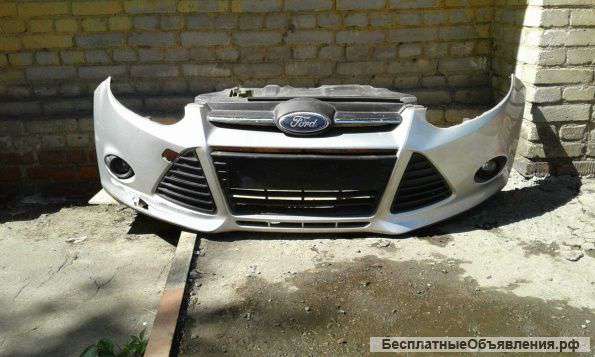 Ford Focus 3 2010 Бампер в сборе