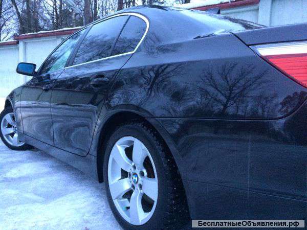 BMW 525 xi, 2007 г.в. в отличном состоянии.