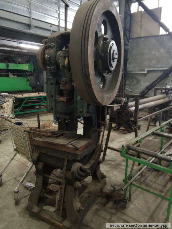 Пресс кривошипный