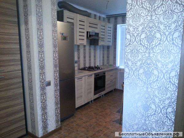Сдаю 3 комн.кв в КРЫМСКЕ