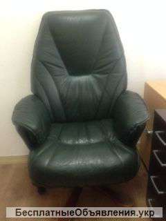 Кресло руководителя кожаное