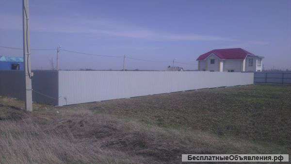 Заборы, ограждения из металлопрофиля, сетки рабицы