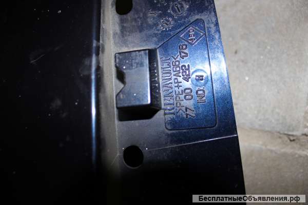 Крыло переднее правое Renault Scenic I