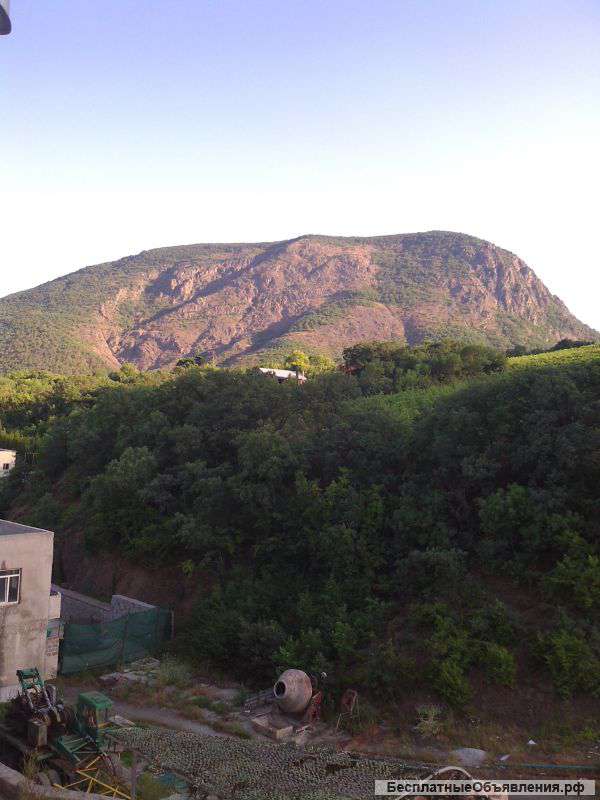 Коттедж  п.Партенит.