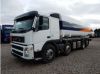 Грузовую цистерну VOLVO FM TRUCK 8Х2