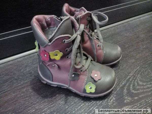 Весенние сапожки для девочки