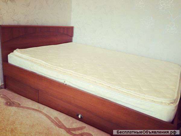 Двуспальная кровать с ортопед. матрасом